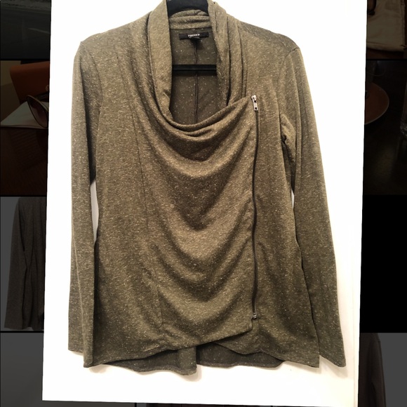 💥3 FOR $30💥 Forever 21 Zip Up - Picture 3 of 3